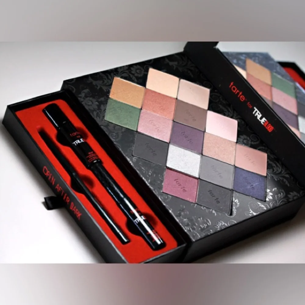 Tarte True Blood Eyeshadow Palette New in Box - Picture 5 of 6